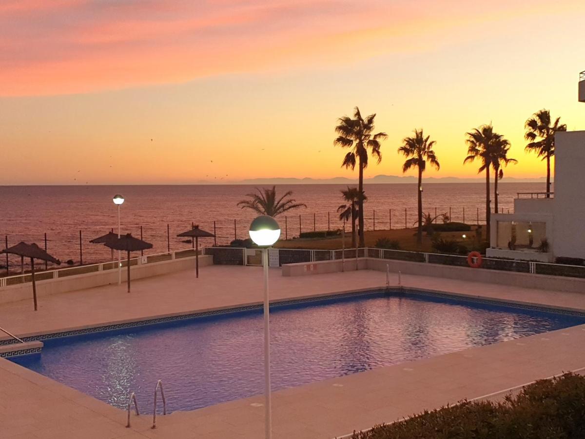 Casitamar Frontline Beach House Rental Casares Costa Near Estepona Bahia de Casares Extérieur photo